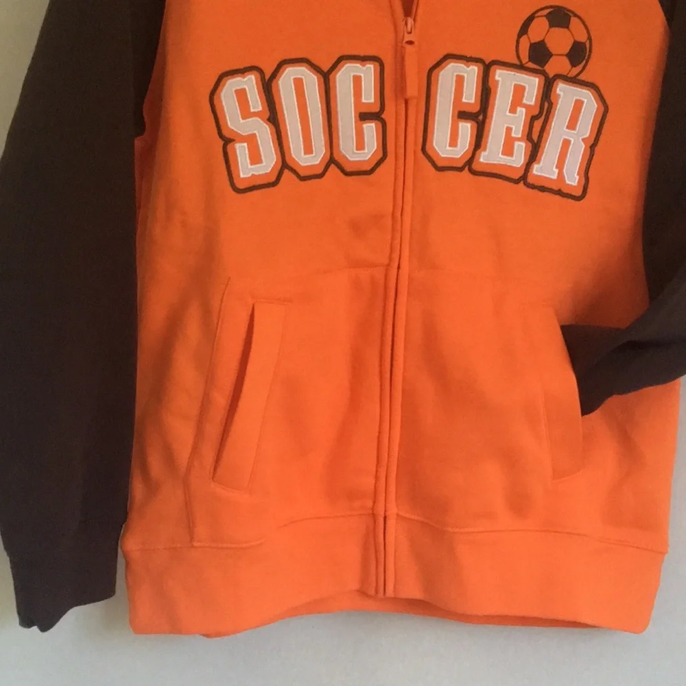 Unisex teens Soccer jacket full zip up hoodie sweater Sz L ( 14/16)